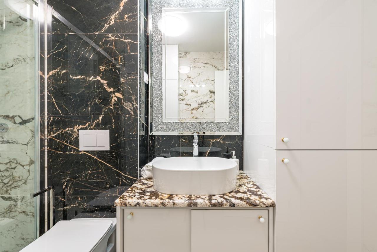Lägenhet Stunning Luxury Royal Glamour